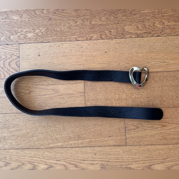 Gucci Authentic Heart Buckle Belt IT SZ 85/34 Black Gold - Picture 11 of 14